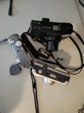 Lote 3 Cámaras Foto Kodak, Konica, Olympus