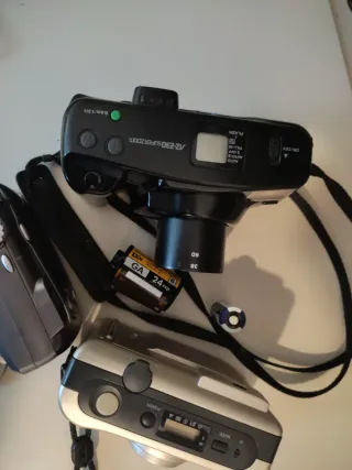 Lote 3 Cámaras Foto Kodak, Konica, Olympus