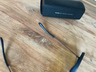 Occhiali da sole Marc Jacobs aviatore con lenti gialle