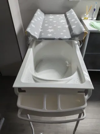 Bañera cambiador bebé con ruedas