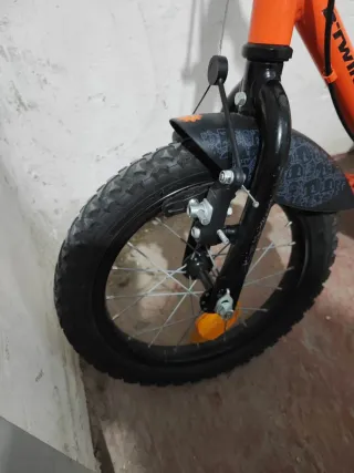 Bicicleta infantil Btwin naranja