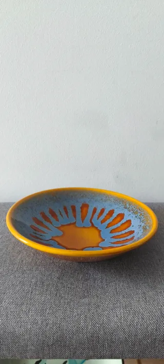 Original Plato de cerámica amarillo vintage