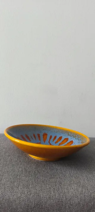 Original Plato de cerámica amarillo vintage