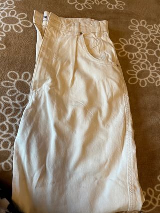 Vaquero Beige talla 38 Zara