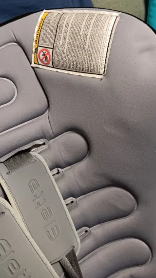 Silla de bebé para coche.solo entrega en perdona.