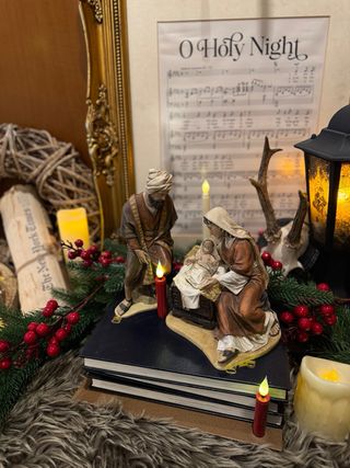 Figure per Presepe Dipinte a Mano