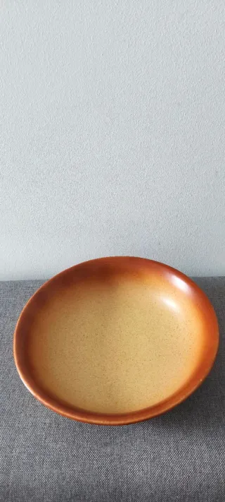 Plato de cerámica terracota