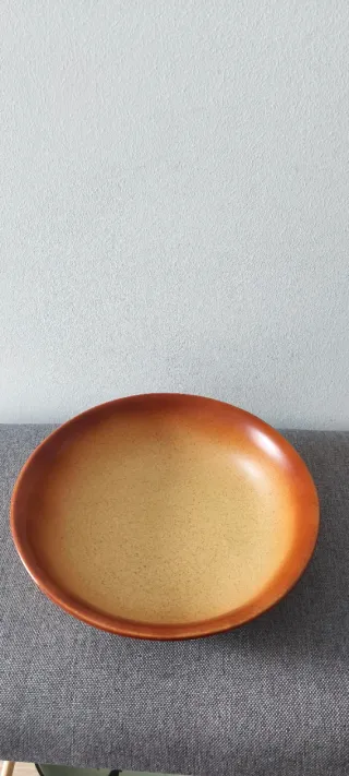 Plato de cerámica terracota