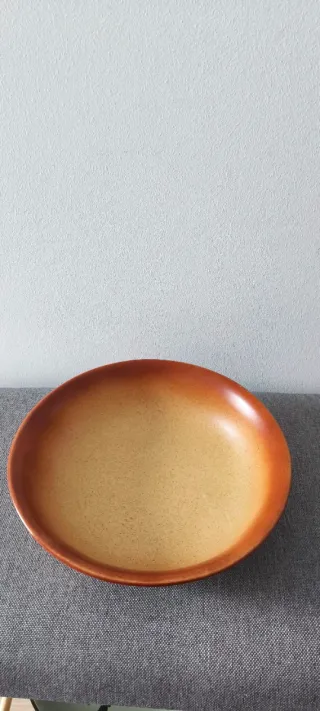Plato de cerámica terracota