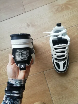 Zapatos Louis Vuitton Negros y Blancos