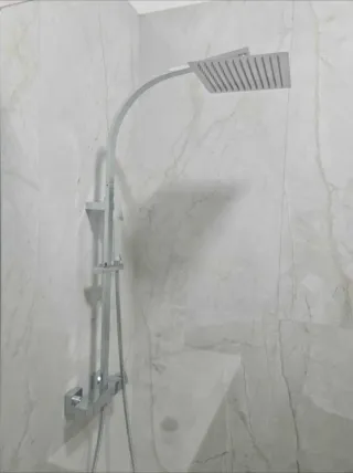 Coluna de duche moderna