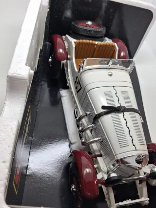 Mercedes Benz SSKL "Caracciola" 1932 Bburago 1:18