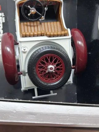 Mercedes Benz SSKL "Caracciola" 1932 Bburago 1:18