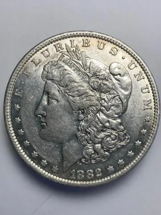 Dólar Morgan 1882 O