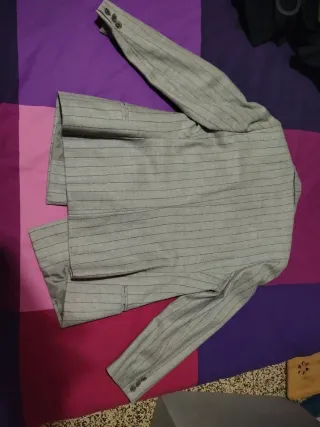 Giacca grigia a righe