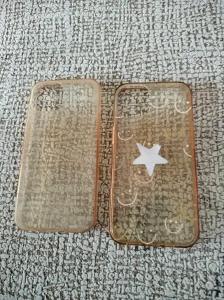 4 custodie per iPhone 13. 2 anche per iPhone 14