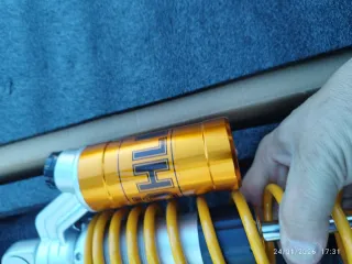 Amortiguadores Ohlins STX 36 Scooter