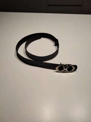 Cinturón Negro Hombre con Hebilla Metálica Ovalada