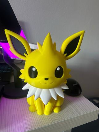 Jolteon Impreso 3D PLA modo chibi