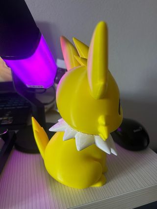 Jolteon Impreso 3D PLA modo chibi