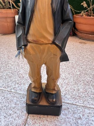 Figura de madera payaso