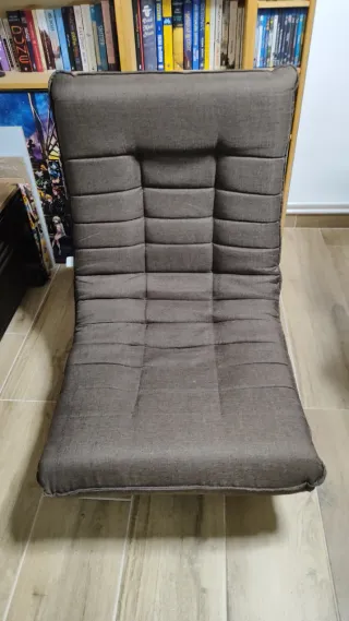 Sillón de suelo plegable marrón