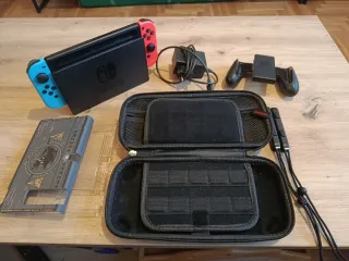 Nintendo Switch Azul/Rojo + Accesorios
