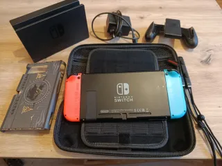 Nintendo Switch Azul/Rojo + Accesorios