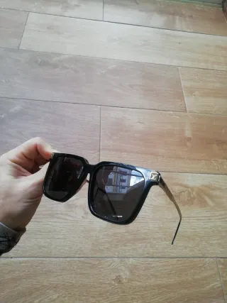 Gafas de Sol Louis Vuitton Negras y plata con caja