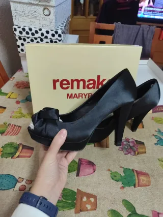 Zapatos de fiesta Marypaz negros