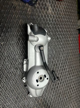 Tapa de variador y embrague piaggio liberty 125