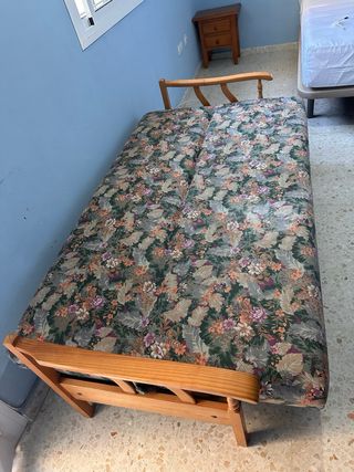 Sofá cama con almacenaje