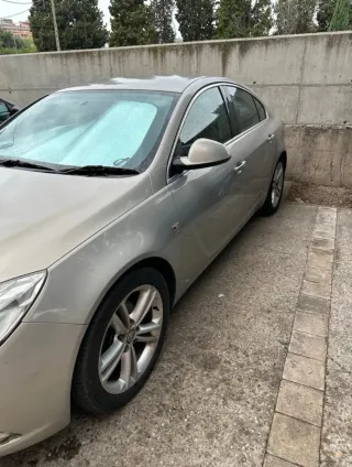 Opel Insignia 2011