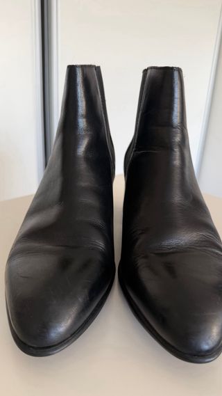 Botines de tacón de piel negros