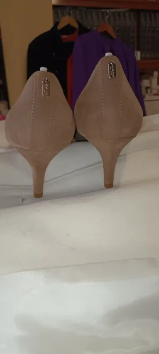 Zapatos tacón Coach Ante Beige Talla 40
