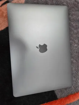 MacBook Air M1 20 ciclos de carga