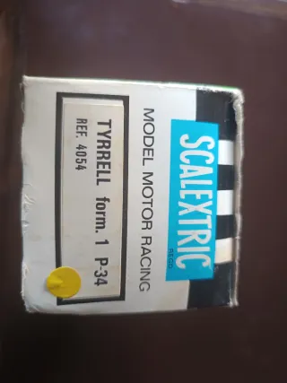 Coche Scalextric Tyrrell 6 Ruedas