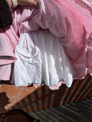 Traje de flamenca niña rosa y verde.