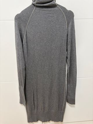 Vestido jersey gris cuello alto