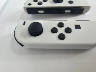 Nintendo Switch OLED + Joy-Con blancos
