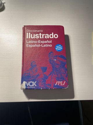Diccionario Ilustrado Latín. Latino-Español/ Es...