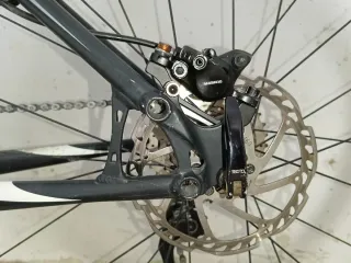 Bicicleta GT Avalanche 3.0