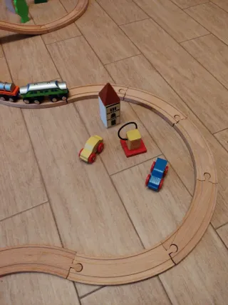 Tren de madera Imaginarium + ciudad