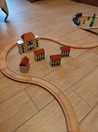 Tren de madera Imaginarium + ciudad