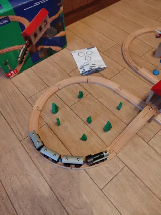 Tren de madera Imaginarium + ciudad