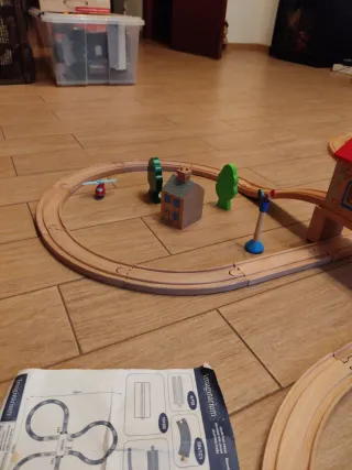 Tren de madera Imaginarium + ciudad