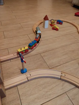 Tren de madera Imaginarium + ciudad