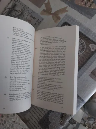 Libro nuovo Euripide Medea