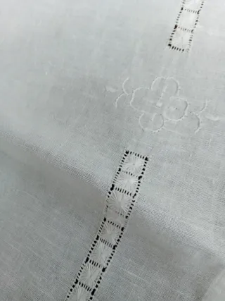 Tendina lino ricamata a mano 230x57