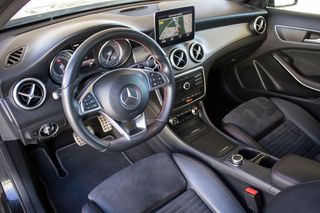 Mercedes-Benz GLA 200d Aut. Pack AMG 2017